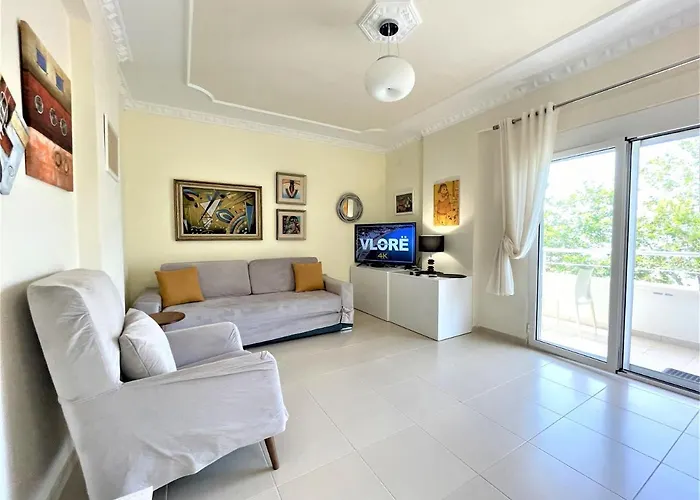 Blue Horizon Apartment